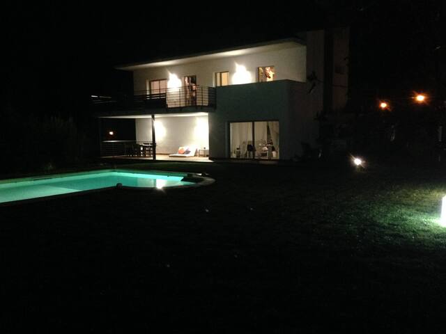 MODERN VILLA IN COSTA BRAVA gallery image 3