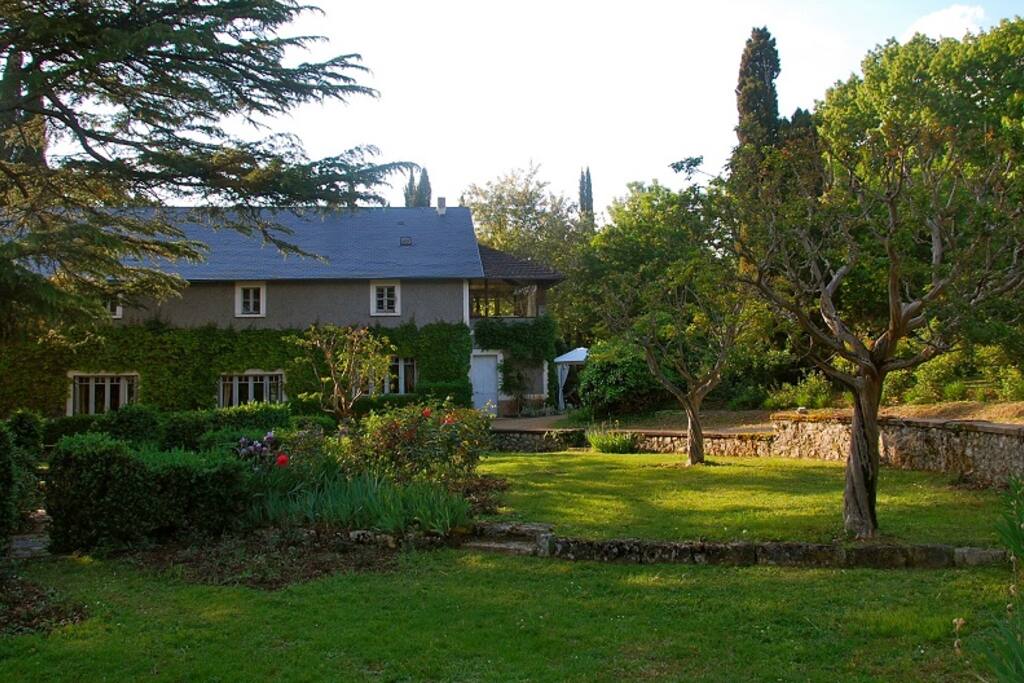 The Guesthouse