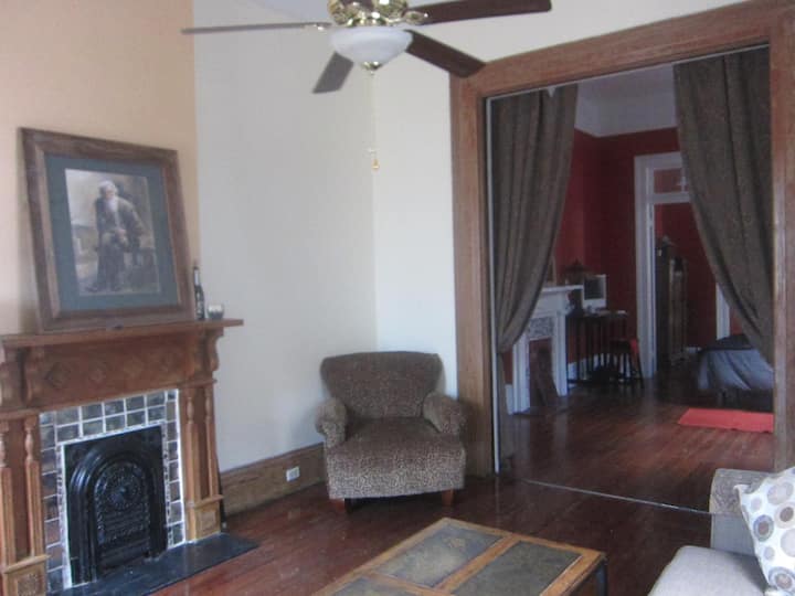 Algiers Point, New Orleans LA Funky NOLA Digs Houses for Rent in
