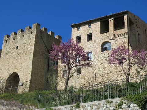 Est Locanda, relax within the medieval walls