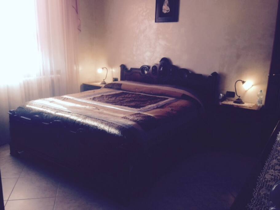 letto matrimoniale con armadio 6 ante