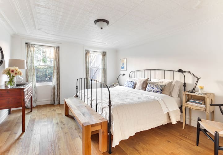 Carroll Gardens Gem2BD with Garden Apartments for Rent in Brooklyn