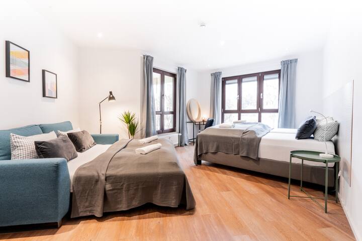 ※ Eddy’s Rest & Relax – Neuhausen ※ 9 Guests ※ 3BR gallery image 2