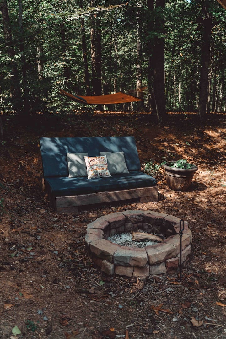 The Loft at Smoking Oak Farm Farm stays for Rent in Rixeyville