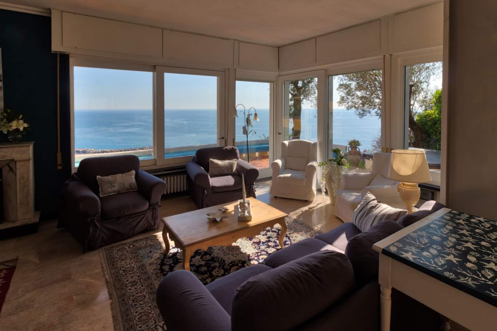 Villa with sea wiew,  spa, air conditioning, elevator — photo 5