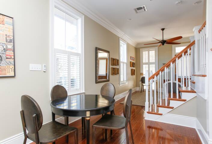 Magazine St. Charm – Safe Area gallery image 3