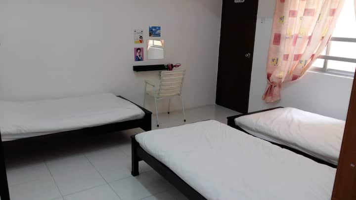 3rd room with 3 single bed 