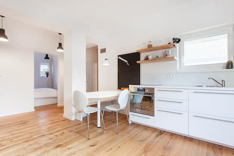 ELINA'S cozy flat, near the center