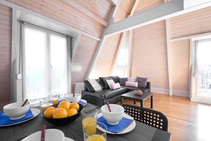 Atico duplex centrico con parking incluido gallery image 2