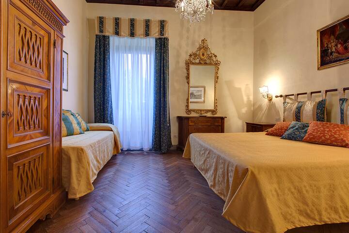 Elegance flat close to old bridge 9 gallery image 4