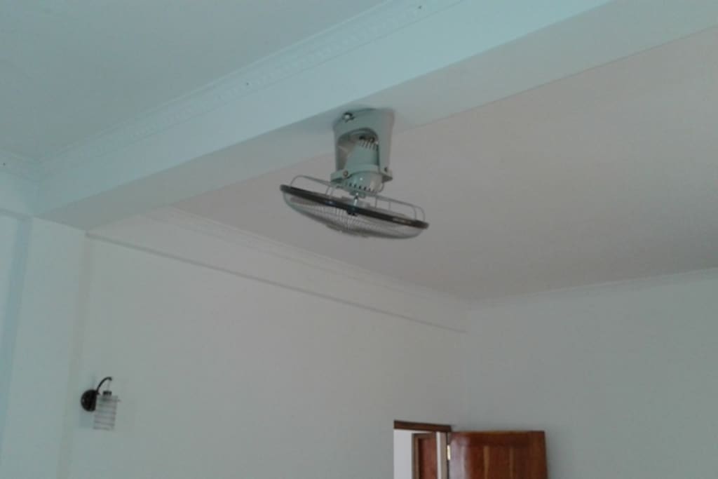fan attached to the ceiling