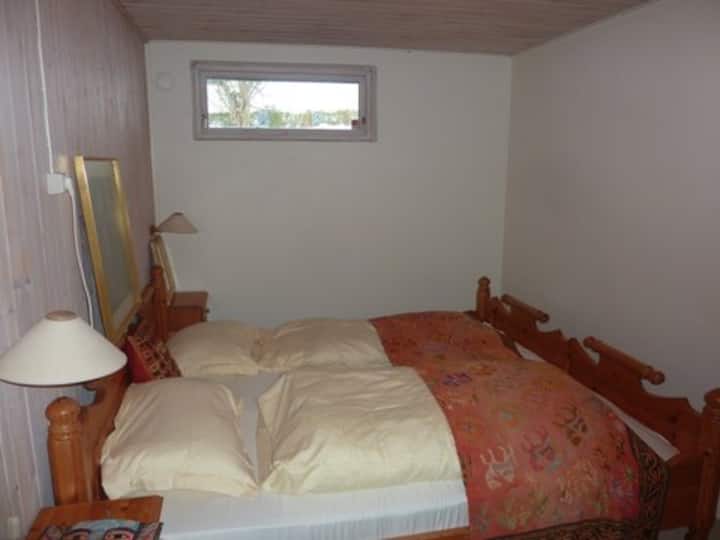 Dhomë gjumi dopio poshtë 