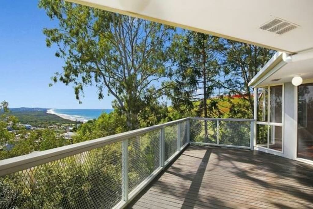Views to Noosa Beach