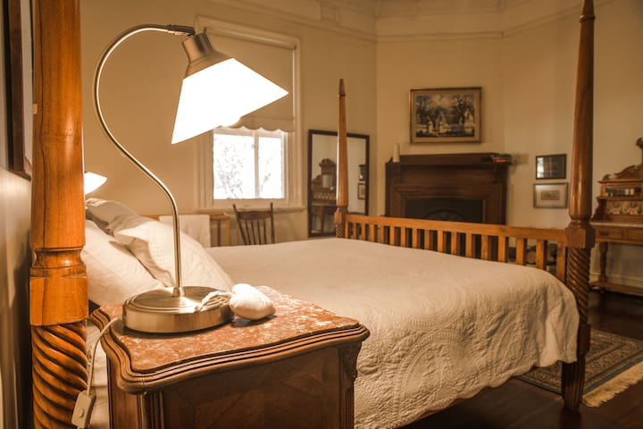 Rosedale Farm - King room