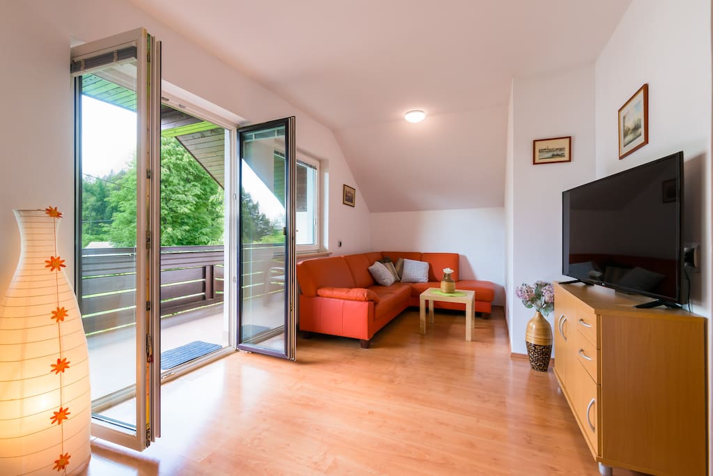 Jezerci Apartments - living room