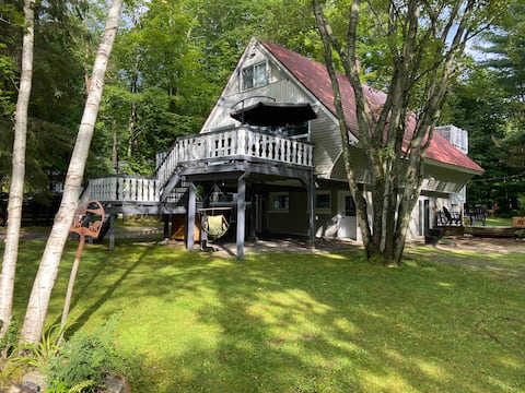 Muskoka Beach Chalet!