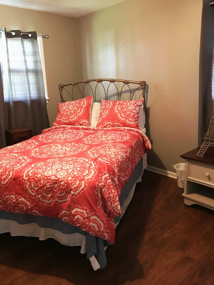 2ª camera da letto con letto di dimensioni standard