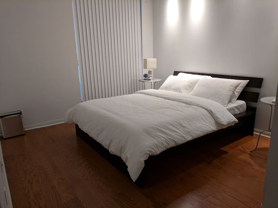 queen size bed