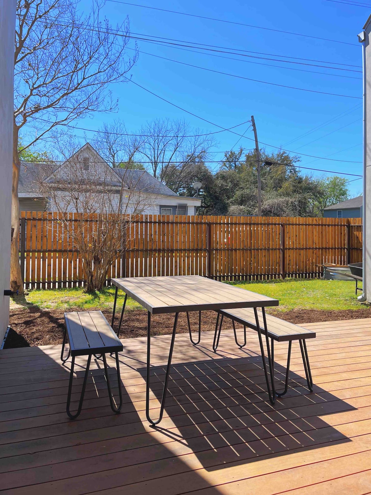 Serene Studio Backhouse near Eastside/Airport/F1!