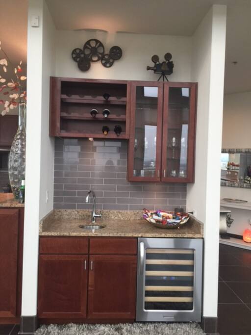 1st level snack shack