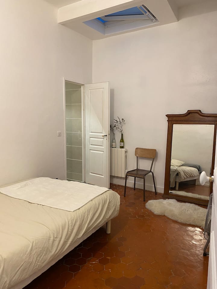 Habitación pequeña