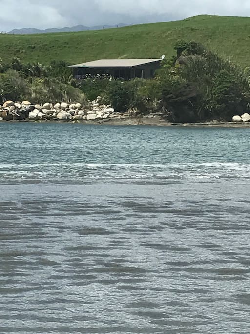 Lingalonga from across the water