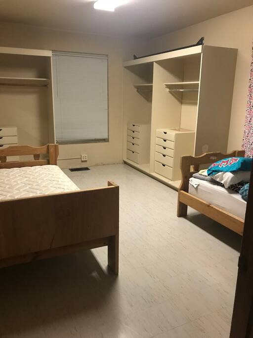 Private Bedroom - 2 beds