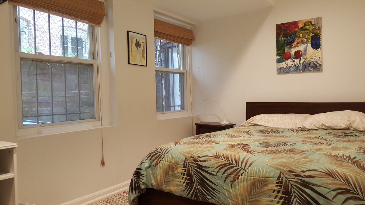 Една од двете спални соби