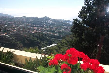 Family home in Camara de Lobos