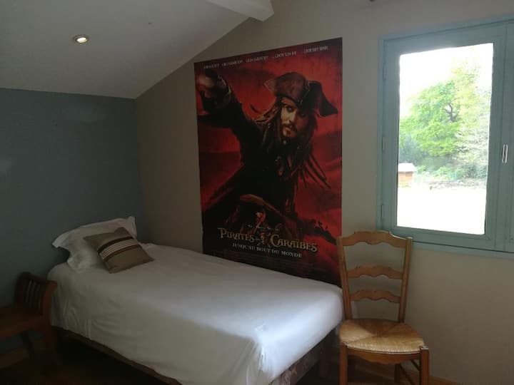 غرفة نوم في الجانب الشرقي