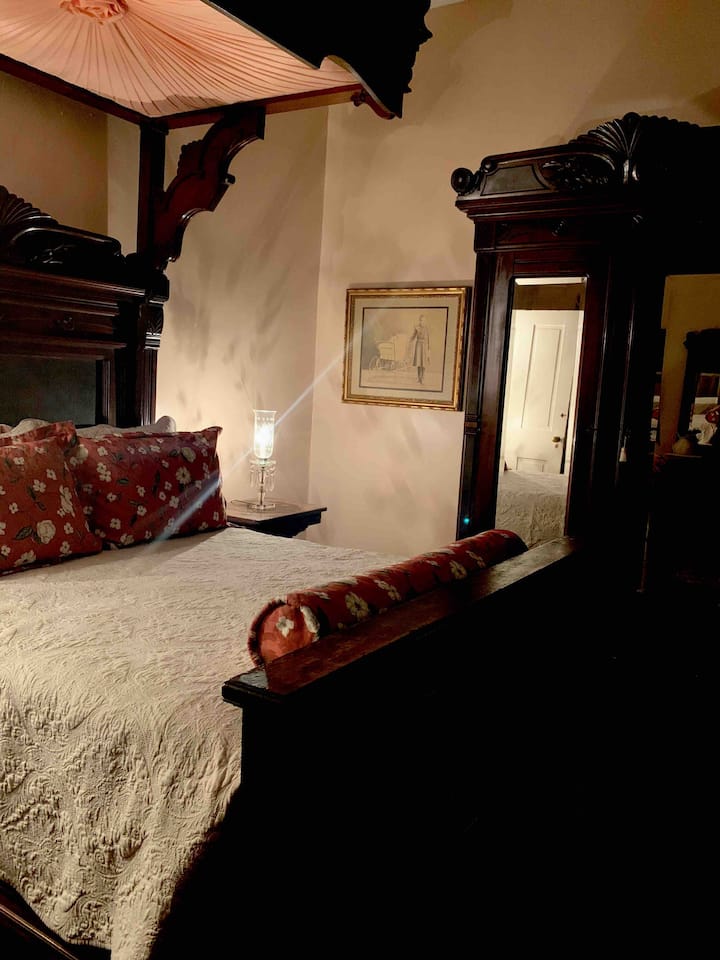 Downstairs #2bedroom-Queen Teester bed