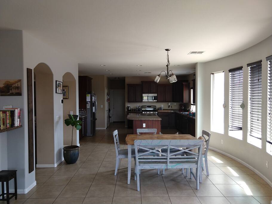 Kitchen/Dining