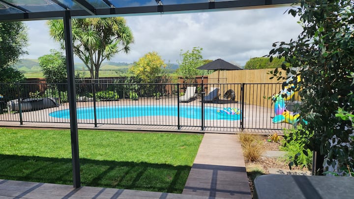 Papamoa Family Friendly With Heated Pool And Spa - Te Puke