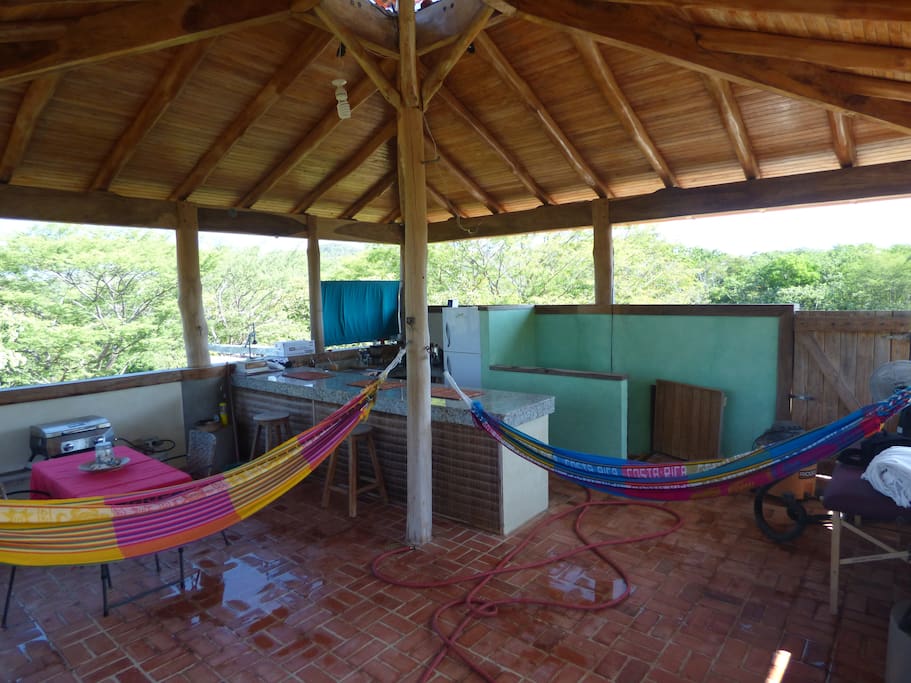 hang out on the hammocks on the third floor, higher than the tree canopy