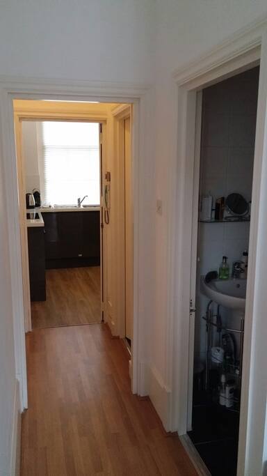 Hallway towards kitchen