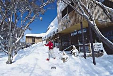 Top Airbnb: MT HOTHAM - JACK FROST APT 9 in Hotham Heights