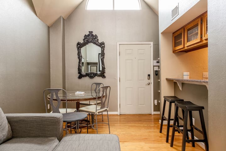 The Silver Screen Cinema Suite