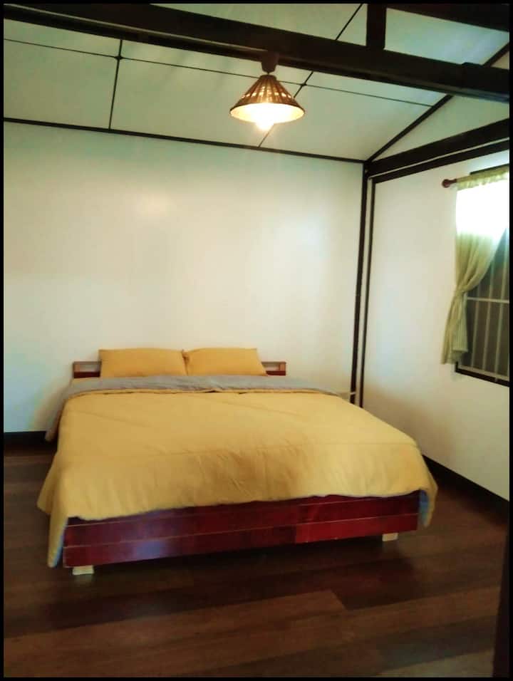 Master Bedroom - 1 King Bed
