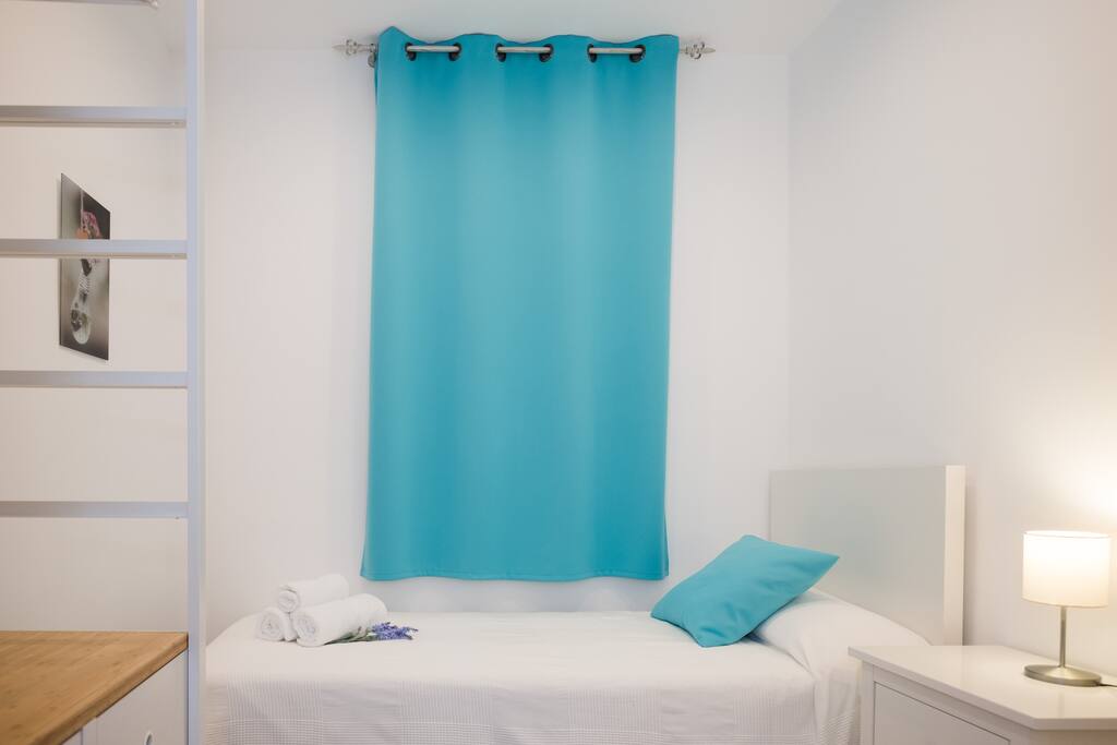 Room Beed 90*200cm