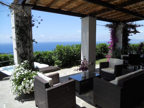 SEA VIEW VILLA,JACUZZI ,GARDEN,PARKING