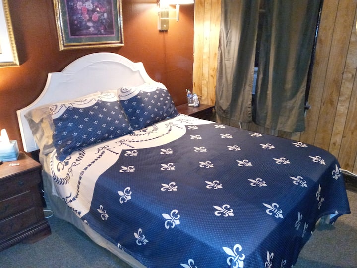 Old Roberts Hotel 1 Boutique hotels for Rent in Roberts, Idaho