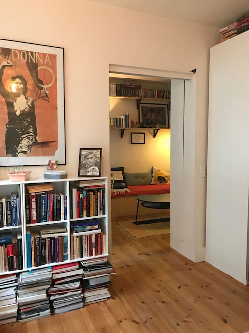 Bed room