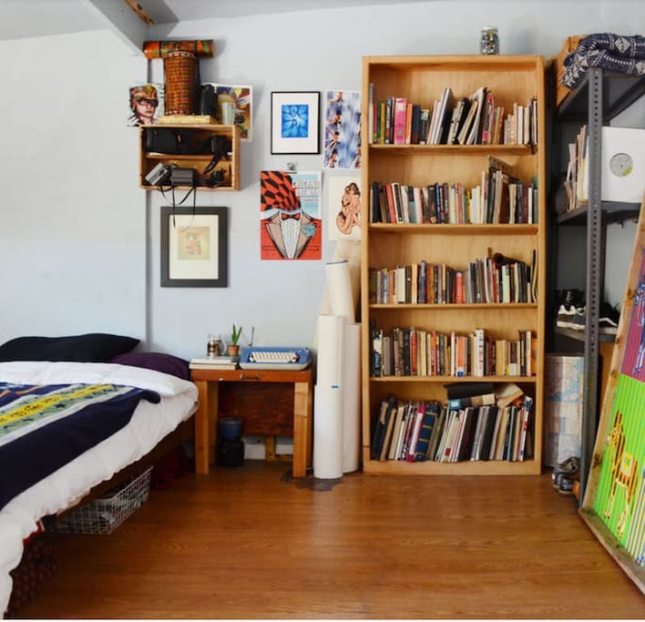 extensive collection of art and cultural books to read and lounge with.