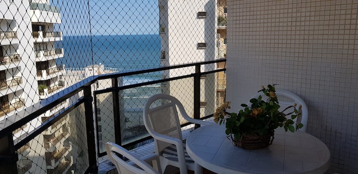 Otimo Apto Piscina Aquecida  3 Dorm Wi-fi  2 Vagas - Guarujá