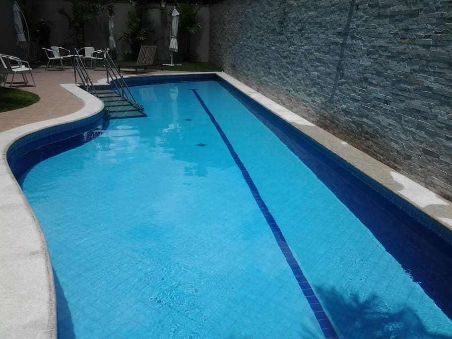 Pool 2 - Piscina 2