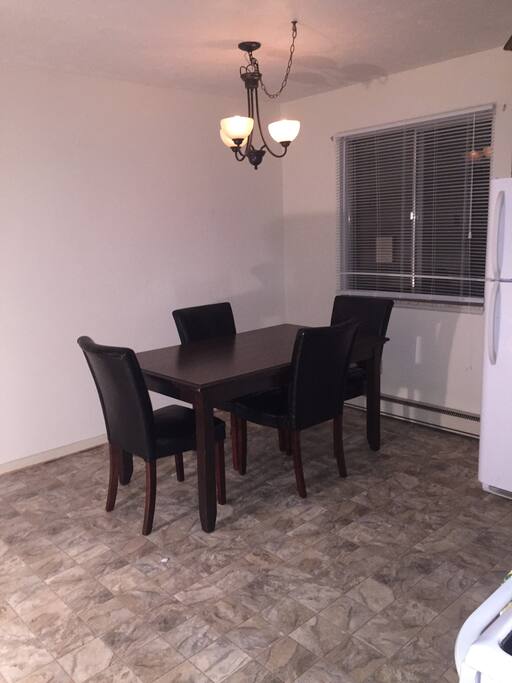 Kitchen (Common Area)