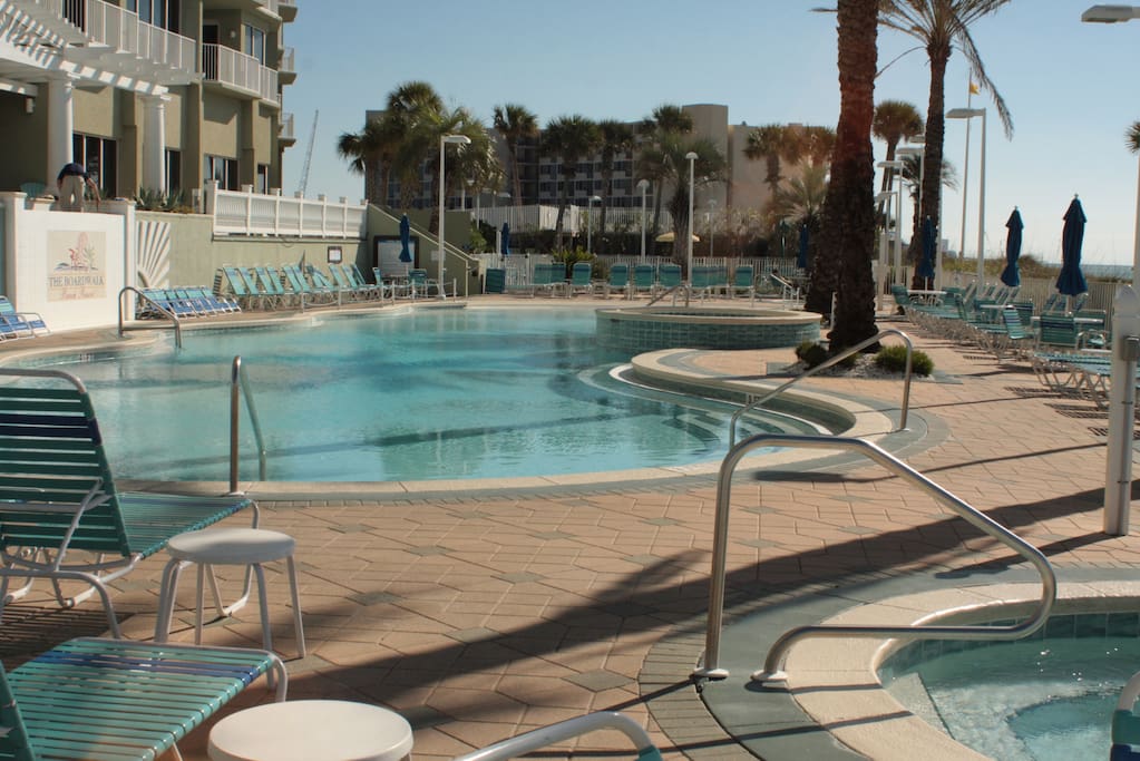 Heated pool