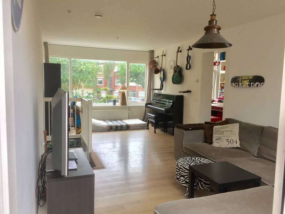 Livingroom. With an upportunity to make music if you can play!