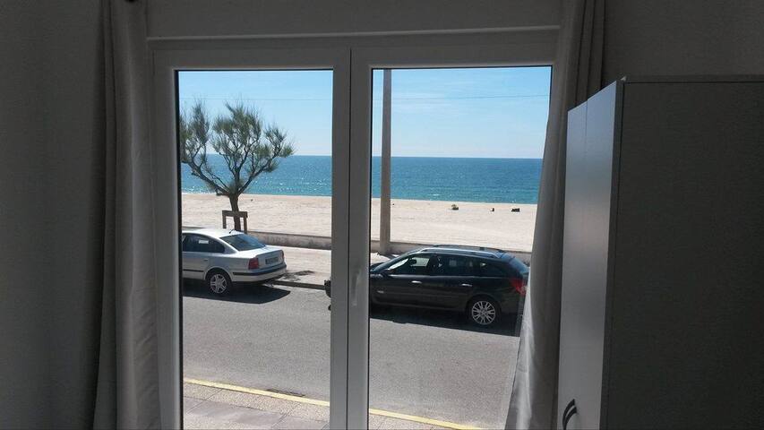 Beach front traditional Praia da Tocha house