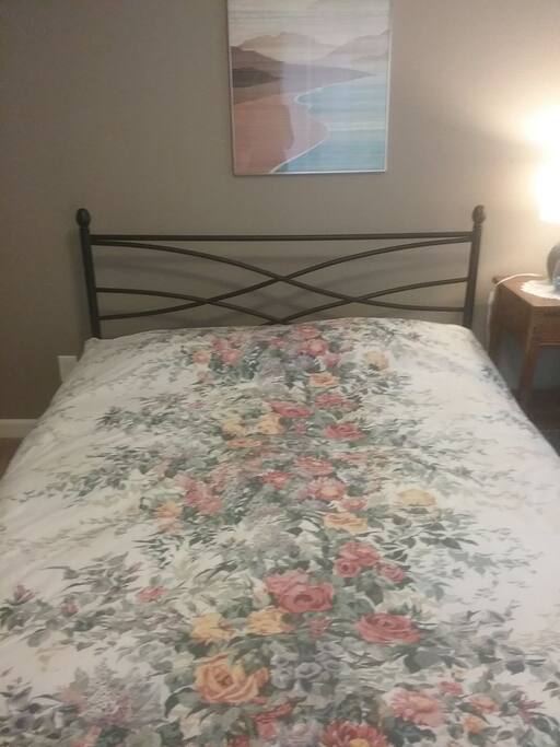 Cozy privet room with the own entrance.